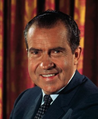 NixonStan12's tweet image. Post a man who has done nothing wrong