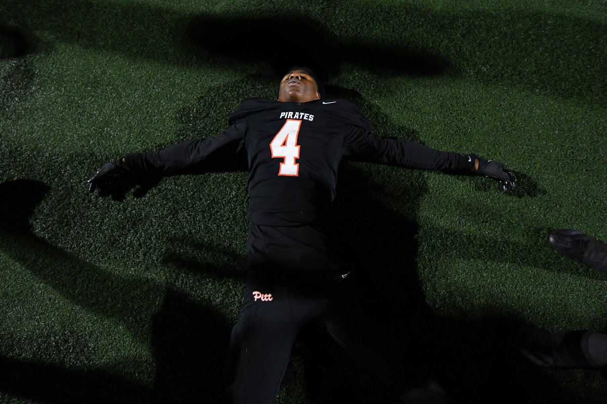 Nathan Canilao (@nathancanilao) on Twitter photo What a comeback! <a href="/PittHSFootball/">Pittsburg HS, FB</a> overcomes 21-point deficit, stuns Folsom for NorCal 1-AA title
<a href="/MarleyAlcantar2/">MarleyAlcantara</a> <a href="/calhoun_dominik/">Dominik Calhoun</a> <a href="/EtenePritchard/">Etene Pritchard</a> <a href="/JamarSearcy/">Jamar Searcy</a> <a href="/RJMOSLEY2/">RJ Mosley</a> <a href="/JujuWalls/">Juju Walls</a> <a href="/JadynHudson2/">Jadyn Hudson</a> <a href="/kennethward_2/">kenneth ward</a> <a href="/CRamirez_PittHC/">Charlie Ramirez, HC</a>
LINK: mercurynews.com/2024/12/06/wha… What a comeback! <a href="/PittHSFootball/">Pittsburg HS, FB</a> overcomes 21-point deficit, stuns Folsom for NorCal 1-AA title
<a href="/MarleyAlcantar2/">MarleyAlcantara</a> <a href="/calhoun_dominik/">Dominik Calhoun</a> <a href="/EtenePritchard/">Etene Pritchard</a> <a href="/JamarSearcy/">Jamar Searcy</a> <a href="/RJMOSLEY2/">RJ Mosley</a> <a href="/JujuWalls/">Juju Walls</a> <a href="/JadynHudson2/">Jadyn Hudson</a> <a href="/kennethward_2/">kenneth ward</a> <a href="/CRamirez_PittHC/">Charlie Ramirez, HC</a>
LINK: mercurynews.com/2024/12/06/wha…