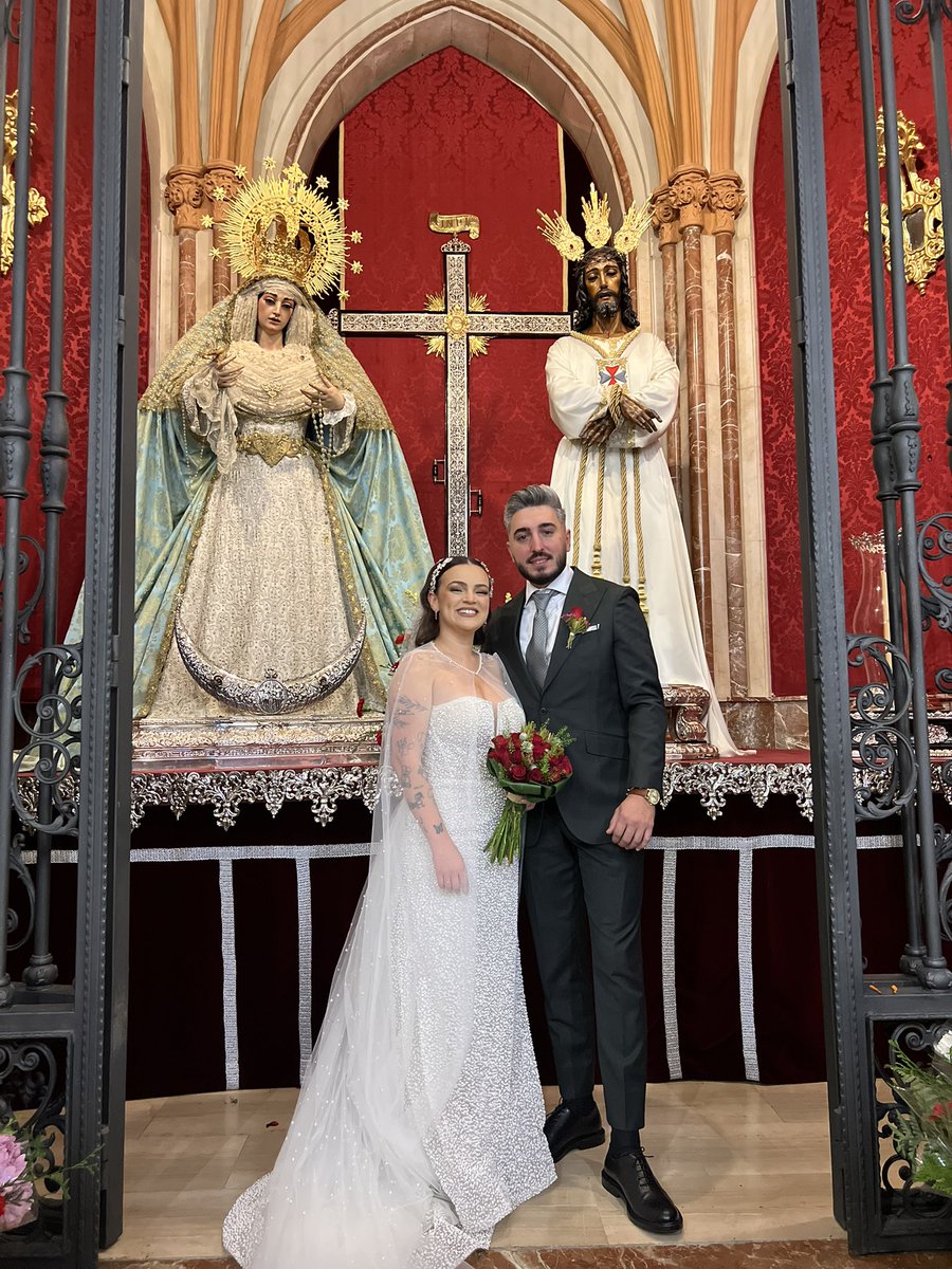 💍💕 Nuestra querida compañera <a href="/mariiaorteega/">Maaría</a> acaba de dar el "sí, quiero" delante de nuestros titulares, en una boda llena de amor y felicidad. 

Te deseamos toda la alegría del mundo en esta nueva etapa junto a tu ya marido, David.

¡Enhorabuena de parte de toda nuestra