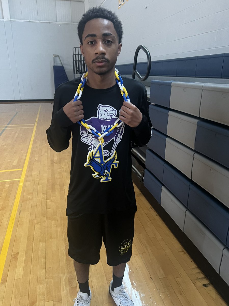 Tough loss last night to start the season to a revamped high energy <a href="/SweetHomeHoops/">SweetHome Basketball</a> team. 
James Floyd received the Game Chain!! Demonstrating communication on and off the court, playing off 2, while maintaining positive body language. Finishing with 12p 3a 5s