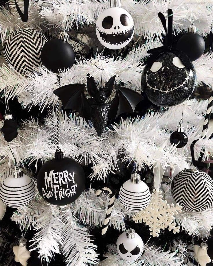 kingoffhell66's tweet photo. Pega o papai cruel...
#violetchristmas https://t.co/npeucJ7Kbt