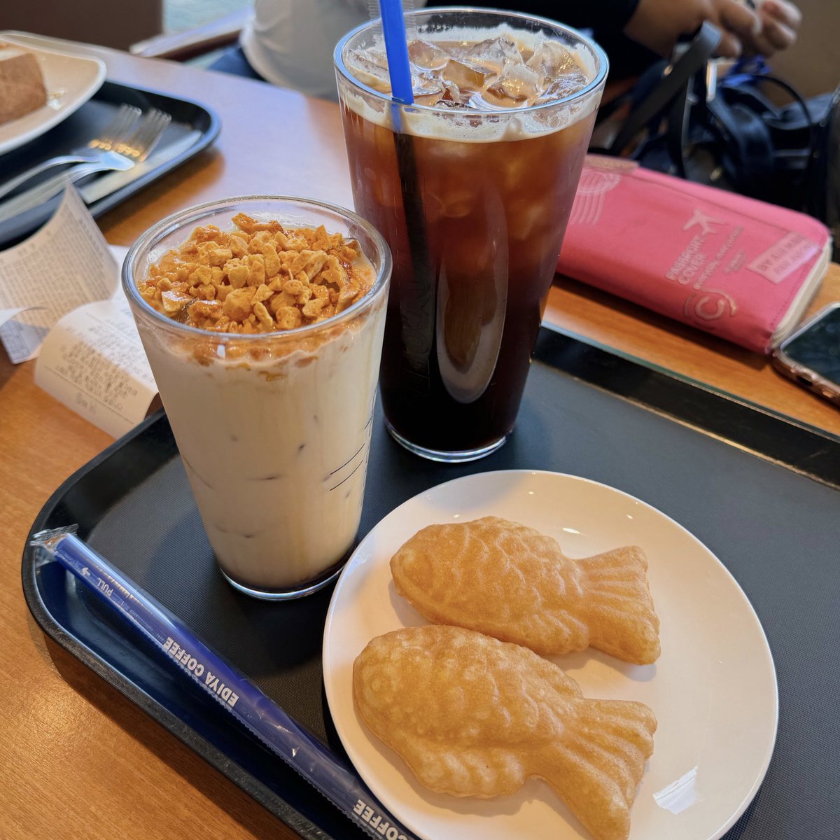Saranadhila's tweet photo. 🥢🥗🍩🍦 https://t.co/ZY0rAAJvO3