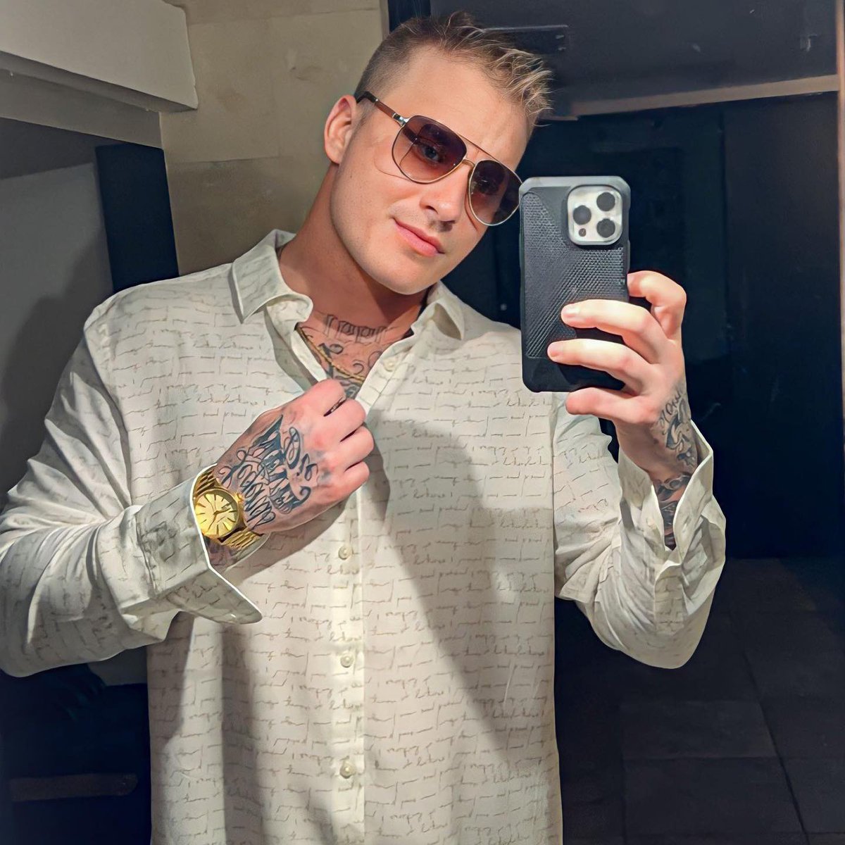 black41208's tweet photo. Think I love this outfit 😇🥶💯 https://t.co/TosaxXevvb