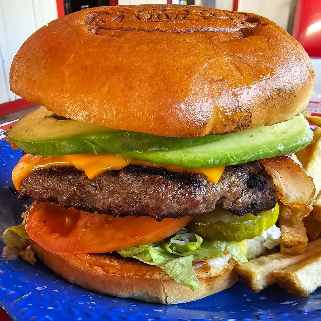 🥑🍔 Say hello to our mouthwatering #Avocado #Bacon #Cheeseburger! It’s as easy as ABC to fall in love with this delicious combo, served up with crispy, fresh-cut French fries! 🍟✨

#MadMadelinesGrill #VintageDiner #BestBurgersInOldTown #VisitTemecula #OldTownTemecula