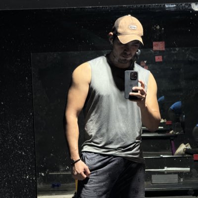 erererers's tweet photo. #NuevaFotoDePerfil https://t.co/1wWEbmZDT3