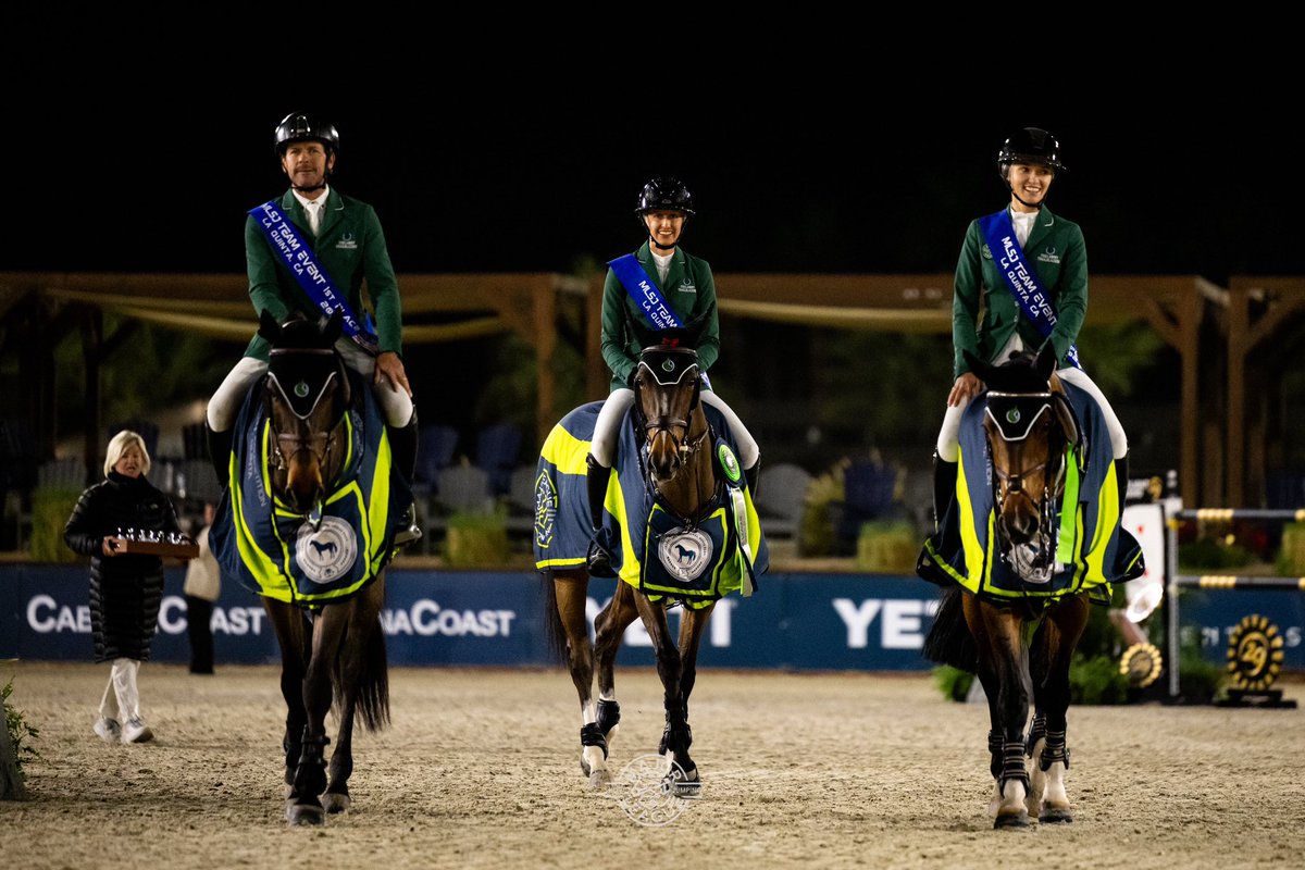 mlsjofficial's tweet image. Under Friday night lights, the desert was set ablaze 🔥... (&amp;amp; the tides have turned going into #THEFINAL ) 👊

P1: Trelawny Trailblazers
P2: Maccabi United
P3: Northern Lights 
#FASTESTLAP -&amp;gt;Sean Jobin &amp;amp; Coquelicot Vh Huevelland Z
#ThisIsMajorLeague #MLSJLaQuinta #S4L9 #TeamComp