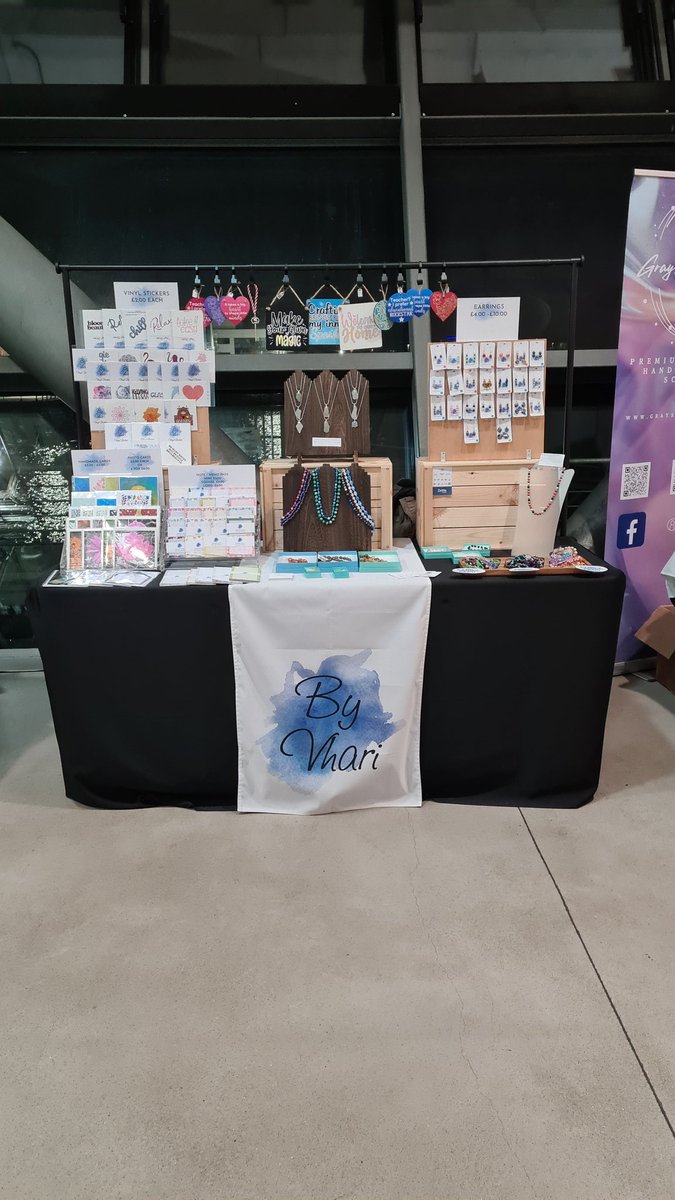 By Vhari tweet media