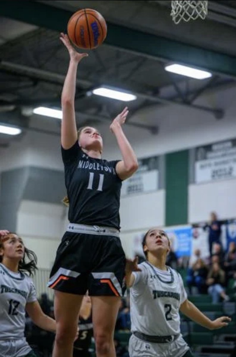 DanicaBennett25's tweet photo. Had a great first game with my new team! It’s gonna be a great season! 🧡🖤

Check out the link below to read the full article! 

https://t.co/00QXQrrz4l https://t.co/DE3SeDOTce