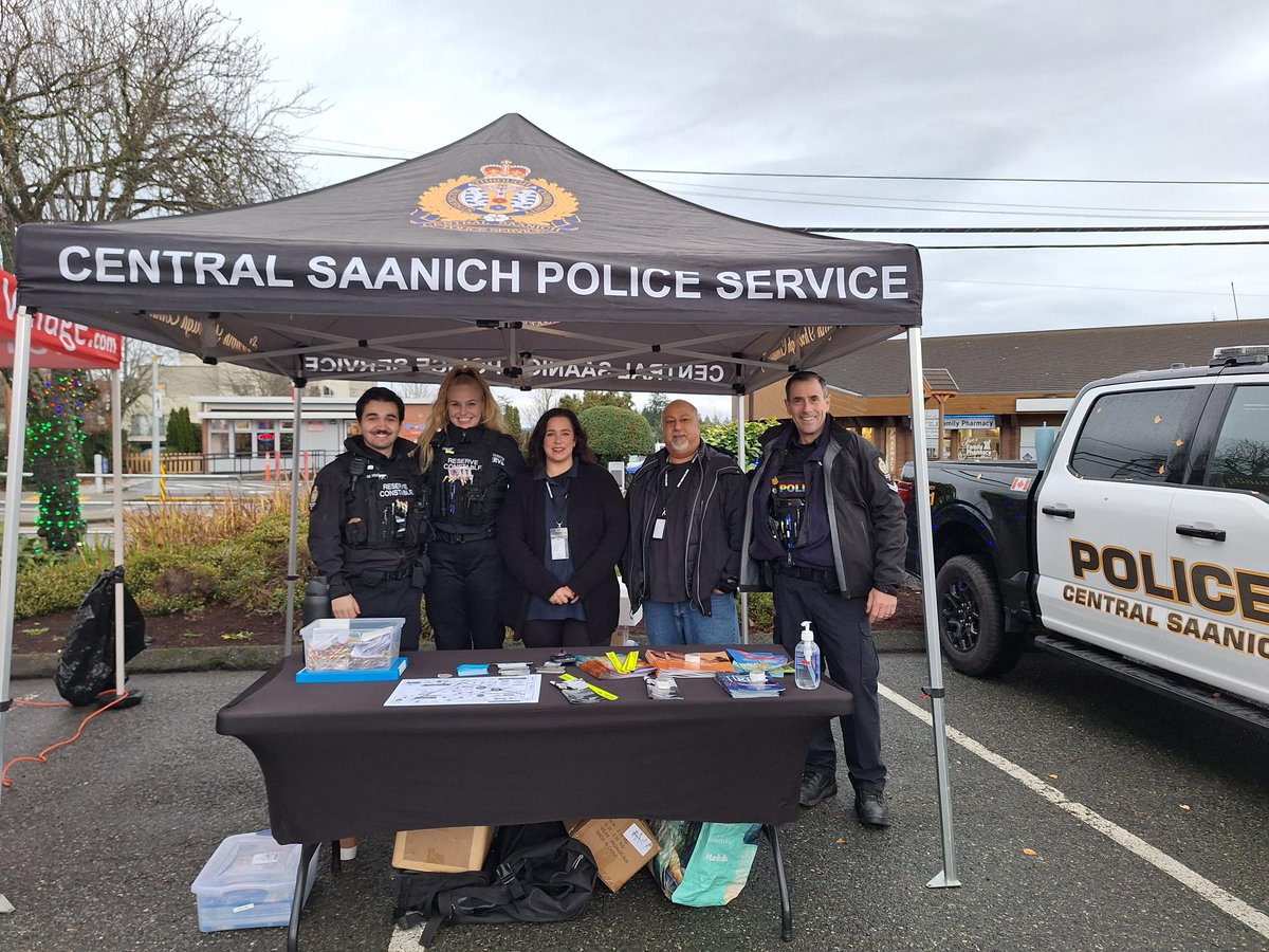 Come visit us today 9-1 at the Saanichton Village  Association Christmas event at the Pioneer Village Shopping Centre!  We will be accepting toy or gift card donations for our Cram the Cruiser event. ^jh