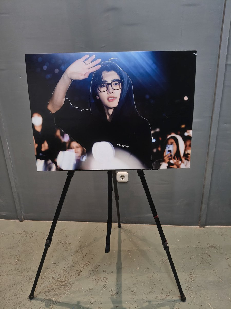 Pukat_PSH's tweet image. SUNGHOON BLOOM IN WINTER
#PSHEnchantedRails
#1208StarsAlignedForHOON
#성훈이_생일1208번_꽉꼭안아
#엔하이픈_성훈 #성훈 #ENHYPEN_SUNGHOON
@ENHYPEN_members