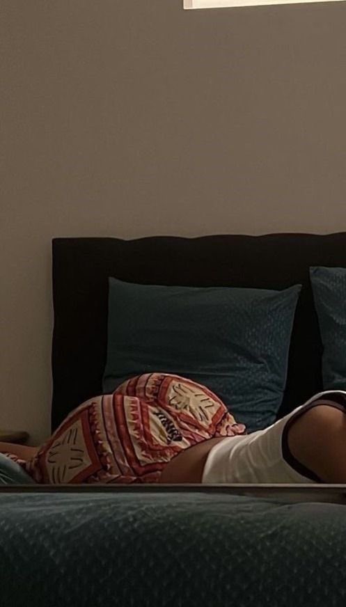 Kefla posteo una foto

" Soy de esas chicas calientes cerca de ti, perdedor. 😈 "