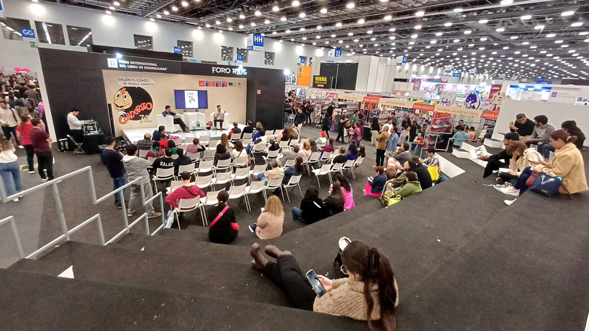 En la <a href="/FILGuadalajara/">FIL Guadalajara</a> se presentó el libro “El arte de Pepo” con la participación de su autor Claudio Aguilera. Obra editada por Pedro Maino y publicado por Fondo Cultura Económica Chile y que en asociación con <a href="/diracchile/">DIRAC</a> organizaron este evento. 
👏🏼👏🏼👏🏼👏🏼👏🏼