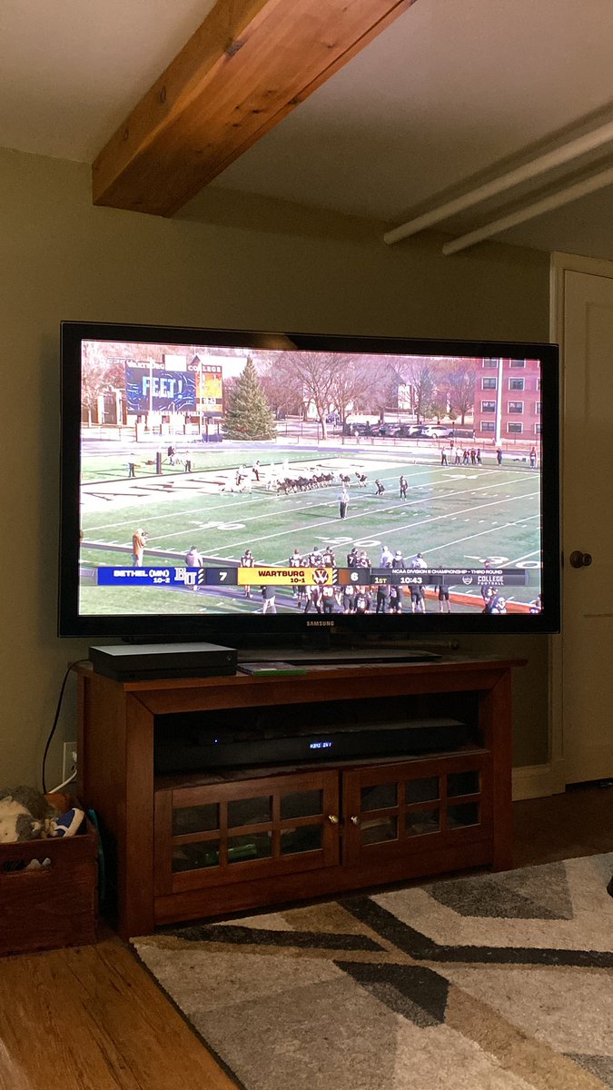 DocBartender's tweet image. Hey!! I know that guy!! @Darinsvenson doing a great job on lead vocals for Bethel @ Wartburg in the D-III playoffs.