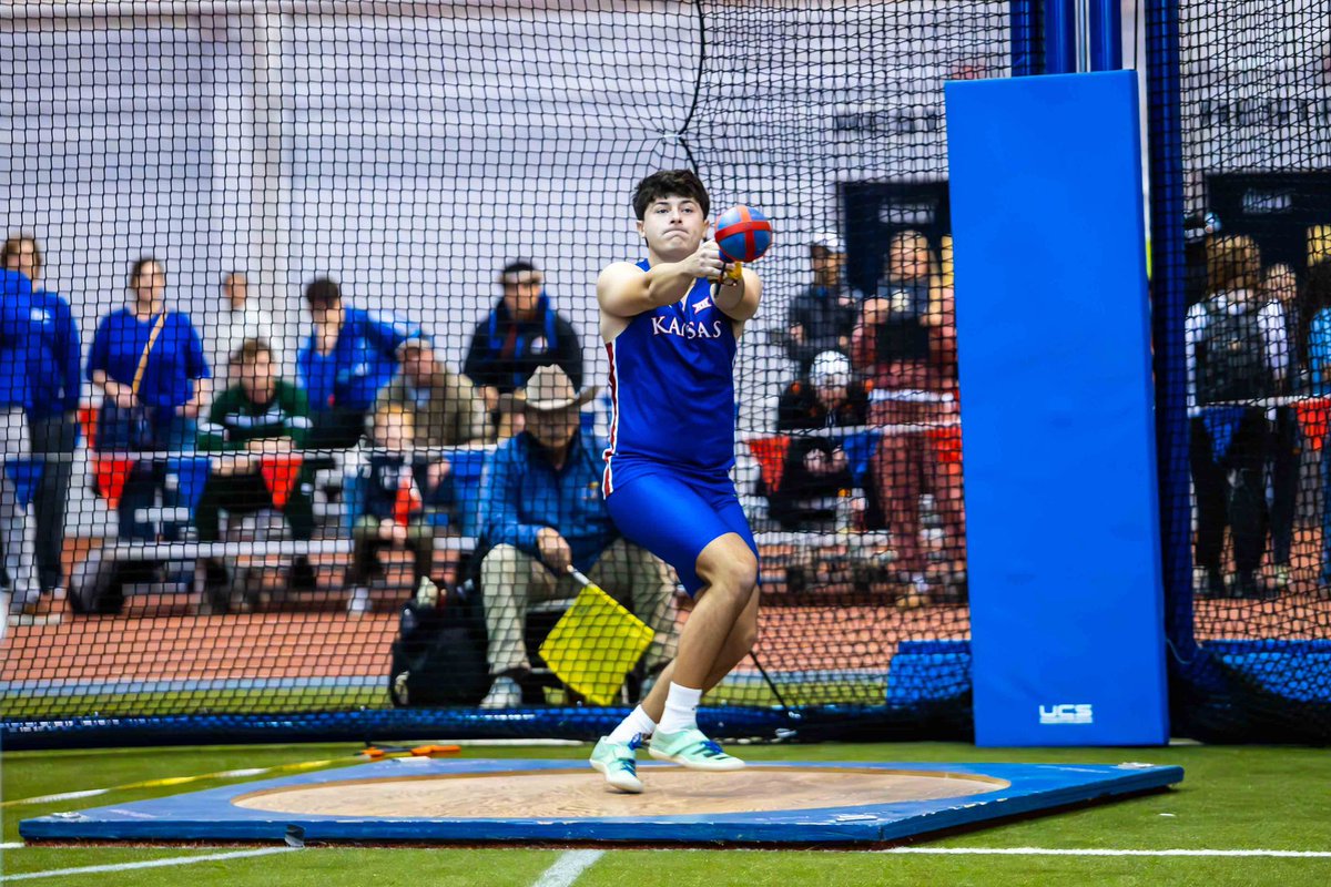 Kansas Track & Field x Cross Country tweet media