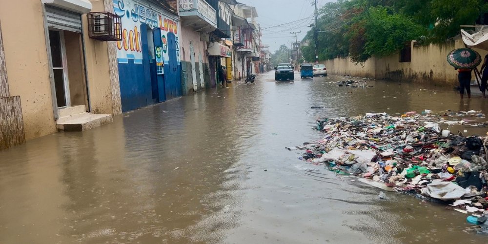 UltimominutoTW's tweet photo. Aumentan a 10 los muertos por las lluvias torrenciales en Haití

Puedes leer: https://t.co/XFfUMuGIqf

#DeÚltimoMinuto #ElPeriódicoDeLaVerdad https://t.co/5PjY8WnW5a