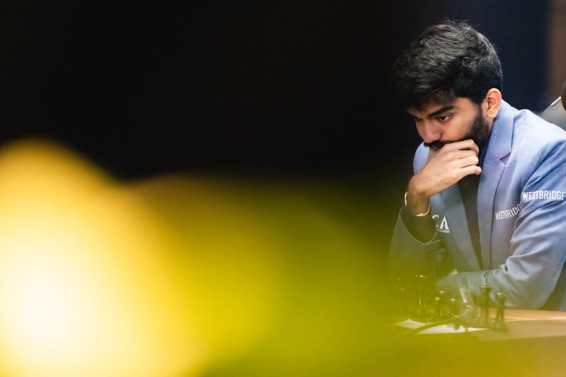 usefulchess's tweet photo. World Chess Championship game 10:    Ding Liren - Gukesh : Draw ( French def. Steinitz )   Watch the game on  : https://t.co/cX4NcSqp44  #chess  #DingGukesh  #DingLiren  #Gukesh #WorldChessChamp  Photo by FIDE / Eng Chin An https://t.co/9iTBUWsbl9
