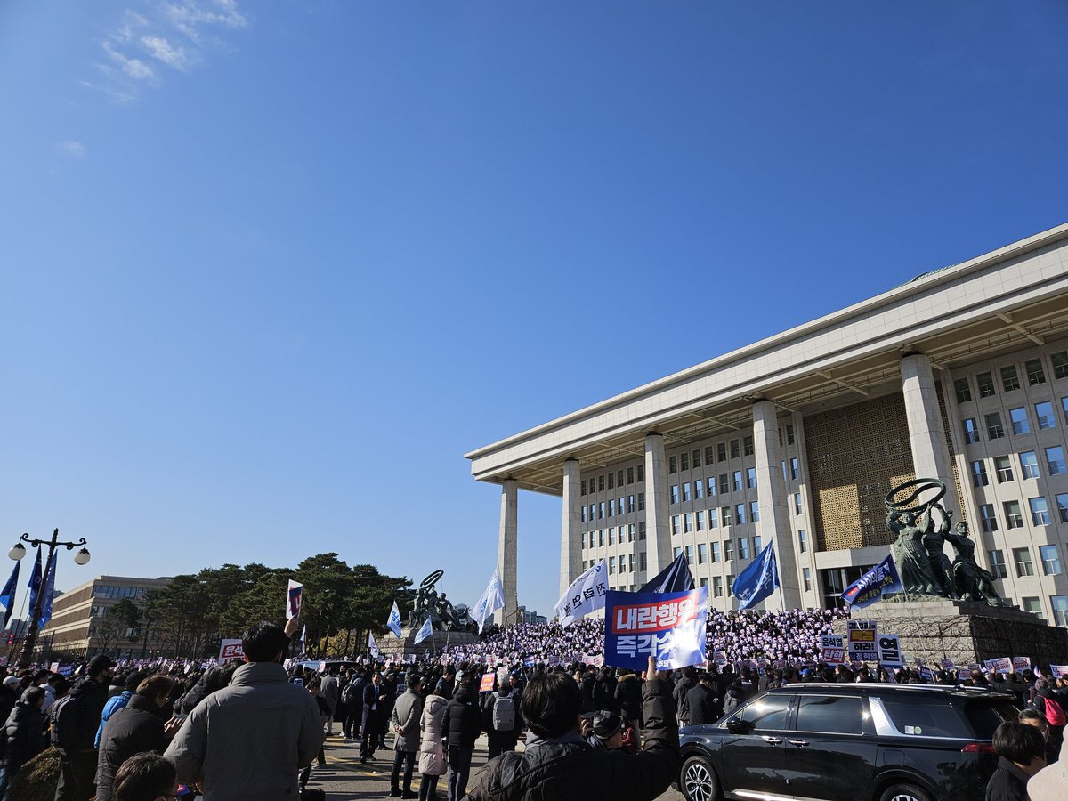 hellopd's tweet image. [역사.기록]결국 탄핵 무산...
#윤석열체포 #내란죄 #국짐당 #인증