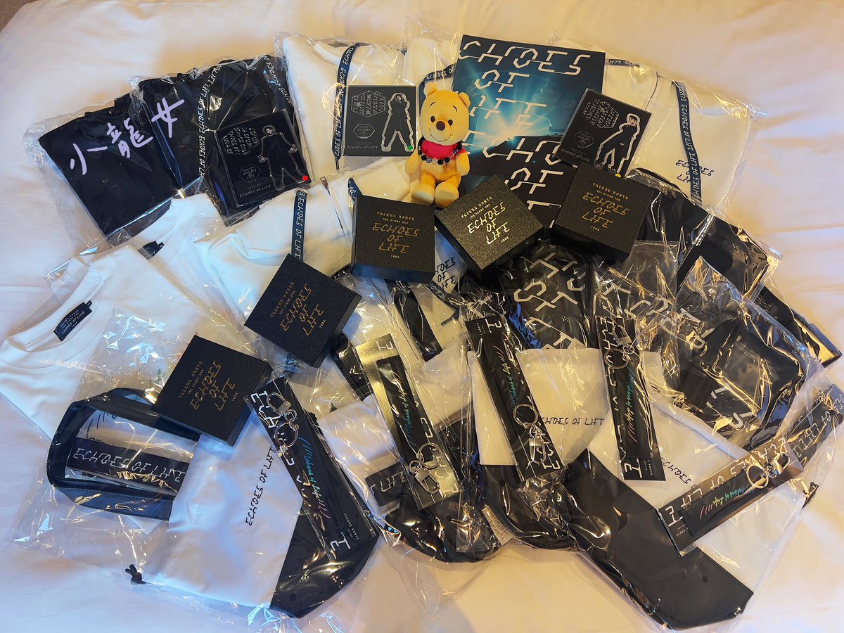 Yuzuru_C19's tweet photo. 🎂we have our way to support our kitten Yuzu~🐾 ◔.̮◔ 🐾
@YUZURUofficial_ 
@echoesoflife_jp 

#羽生結弦
#HANYUYUZURU
#YuzuruHanyu𓃲
#PrayforYuzu https://t.co/WKUuEgbPyu