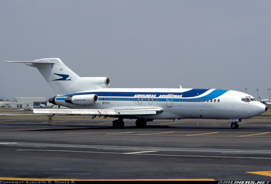 SpottersArg's tweet photo. Algunas fotos de Aerolíneas Argentinas a lo largo de la historia (1980 al 2000). https://t.co/jtNhtbbGMV