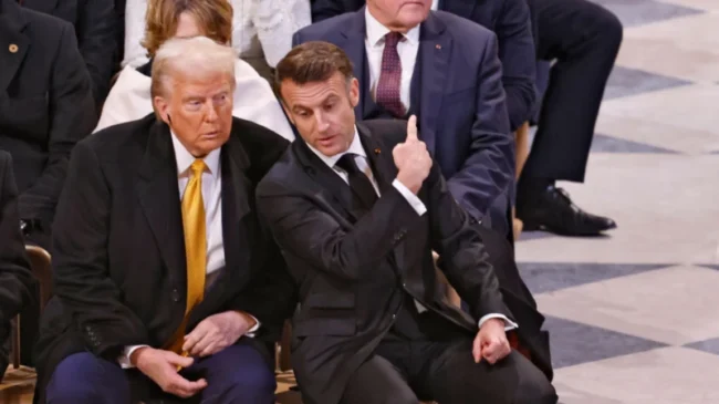 TopnewsSi's tweet photo. Svetovna smetana, vključno s predsednikom Emmanuelom Macronom in novoizvoljenim predsednikom ZDA Donaldom Trumpom. nocoj zbrana v Parizu
https://t.co/EPbZkeUueL https://t.co/Jleke1AMgz