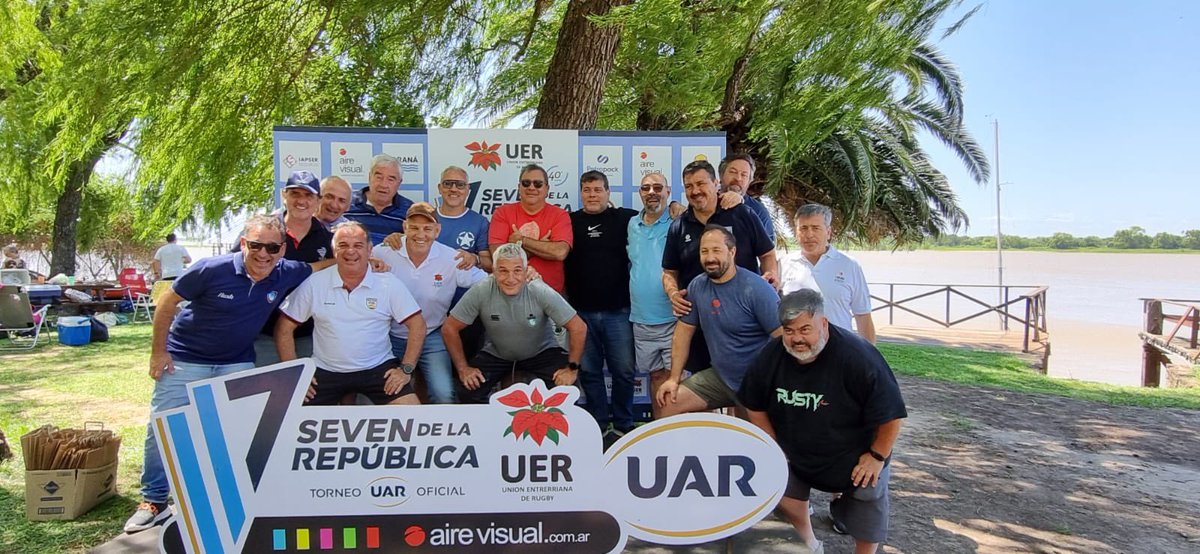 Planteles de los seleccionados de Seven participando en Paraná del Seven de la República…#SomosAustral #AustralCrece