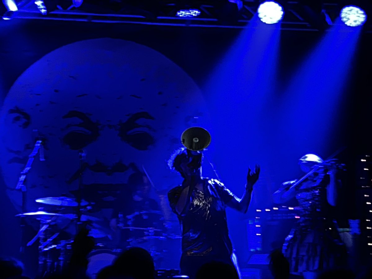 Southgloshead tweet media