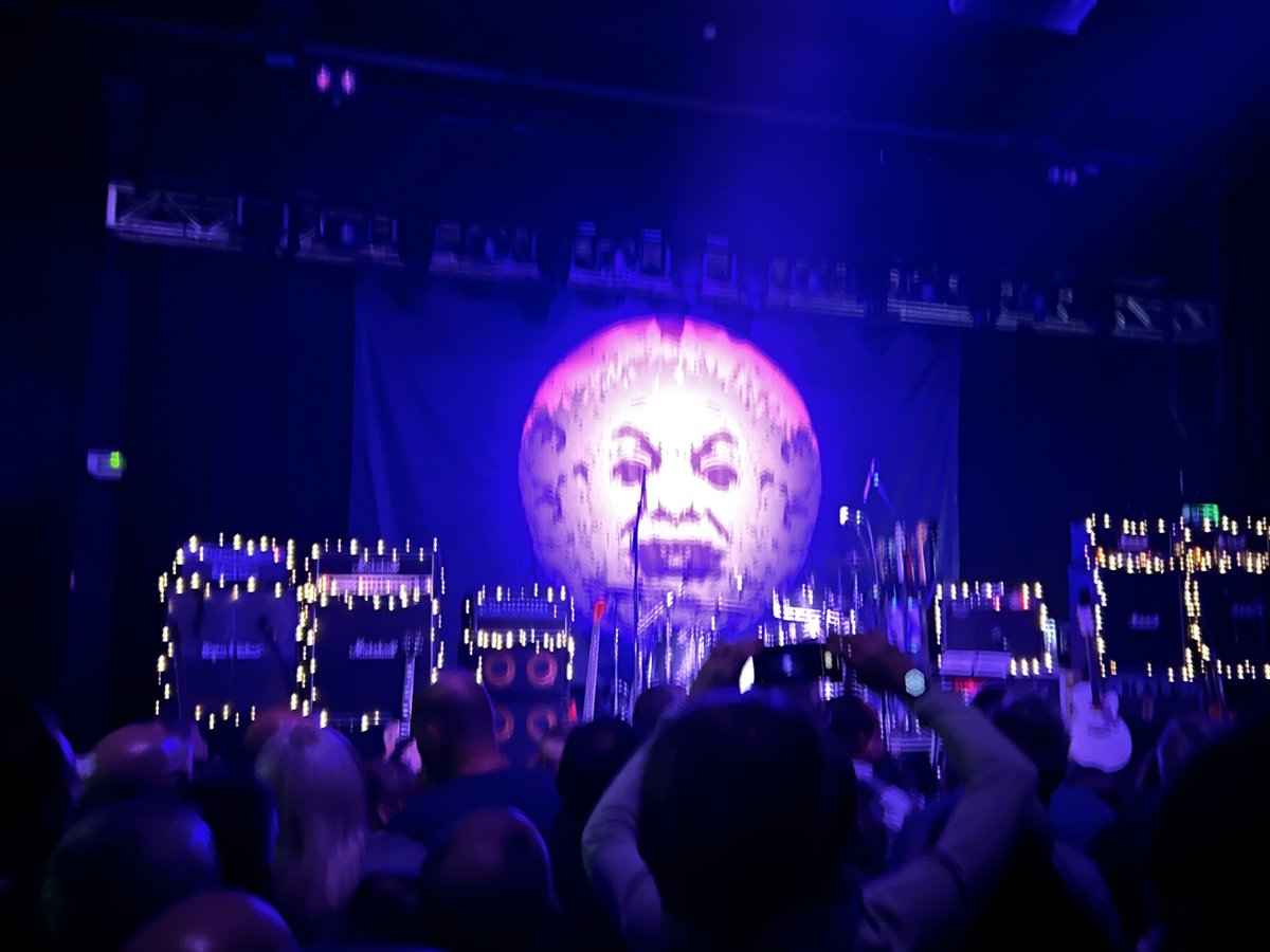 Southgloshead tweet media