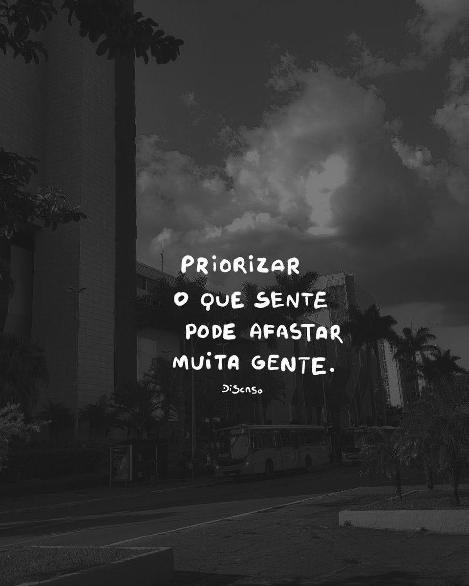 DiScaso's tweet photo. ...aproximar também.
#filosofia https://t.co/bLbl1K2TZL