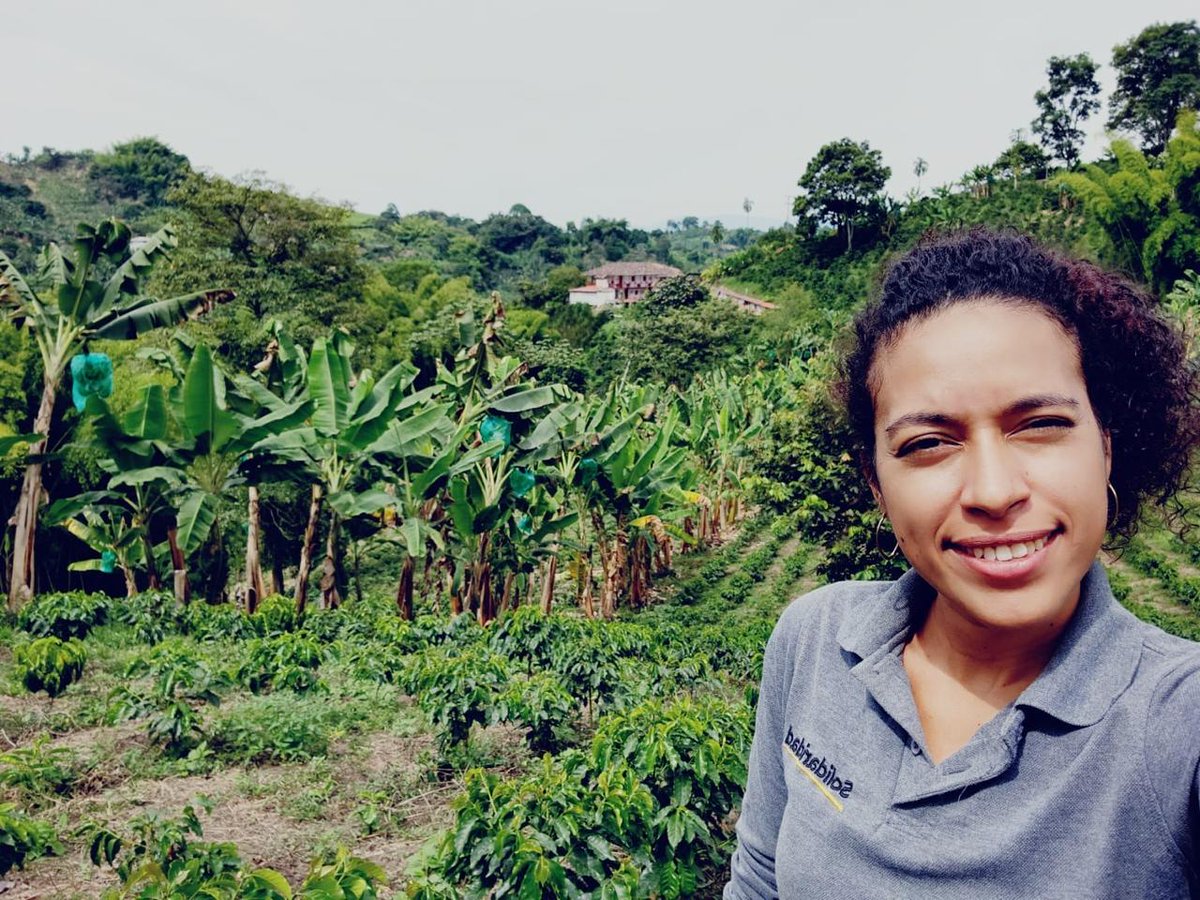 Les presento a Sami Martínez. Sami tiene 28 años, es una líder social increíble que trabaja con jóvenes y construcción de paz. Sami tiene una sonrisa contagiosa. Es mi amiga. Sami está desaparecida desde el 26 de noviembre. Tiene 4 meses de embarazo.