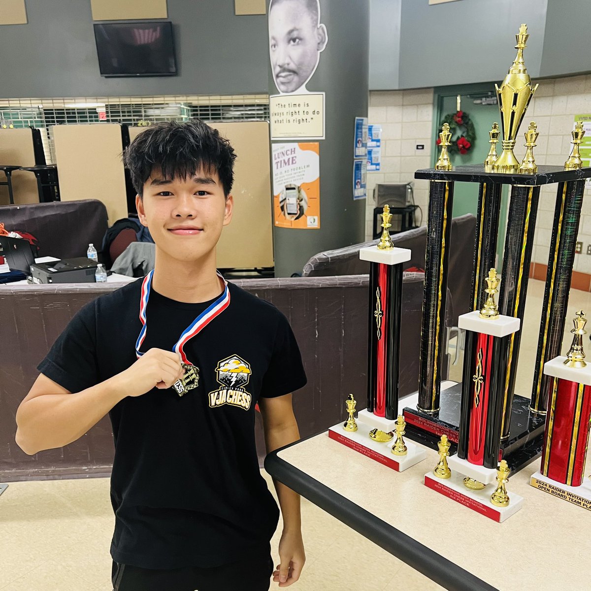 VJAChess's tweet photo. Super congratulations to our undefeated players earning medals at the Bolingbrook Raider tournament!! Nhan Nguyen (Board 8) and Aaron DeMarco (Board 5) UNDEFEATED T-BOLTS! https://t.co/t2DQ1n7yQ6