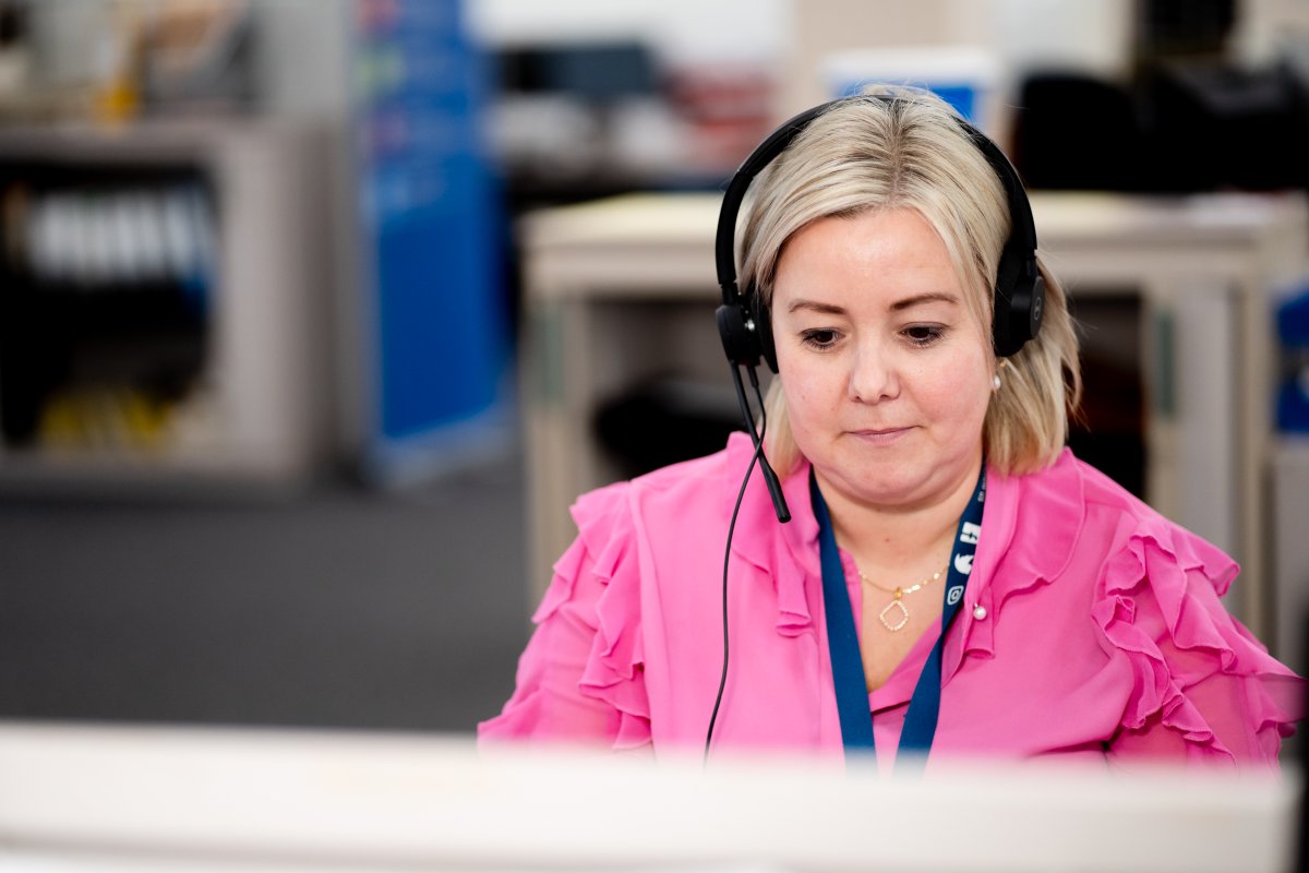 NIElectricity's tweet photo. Our call centre teams will be here throughout the night to provide updates. If you need to report a fault or hazard please visit https://t.co/zs3N0kL07u call 03457 643 643.
#StormDarragh#StaySafe #Powercheck https://t.co/zjogWWSoio