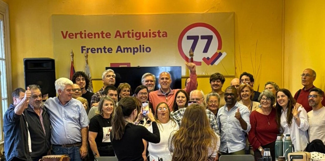 La <a href="/LaVertienteFA/">La Vertiente</a> oficializó su apoyo a la precandidatura <a href="/FLegnaniSilva/">Francisco Legnani</a> para la <a href="/IdCanelones/">Gobierno de Canelones</a>, compañero con experiencia y sensibilidad social lo posicionan como ideal para continuar el proceso de transformación del departamento, llevando adelante el programa del Frente Amplio💛