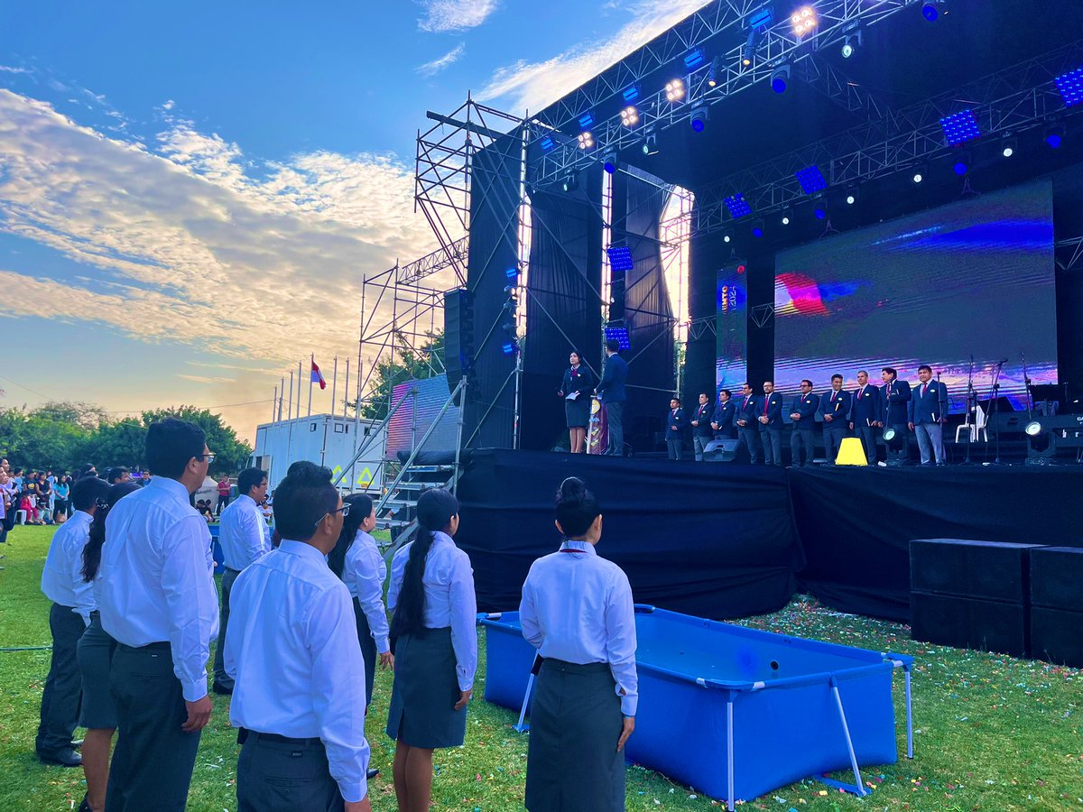 AdventistasANoP's tweet photo. 🔰 Este sábado se vivió una tarde llena de alegría, emoción y profunda gratitud, 🙏 donde cada momento de la solemne ceremonia de investidura de jóvenes se reflejó compromiso, dedicación y la guía de Dios en sus vidas 🙌🏻📖
#RID #NuevasGeneraciones #LideresJA https://t.co/xCzt8cf9A1