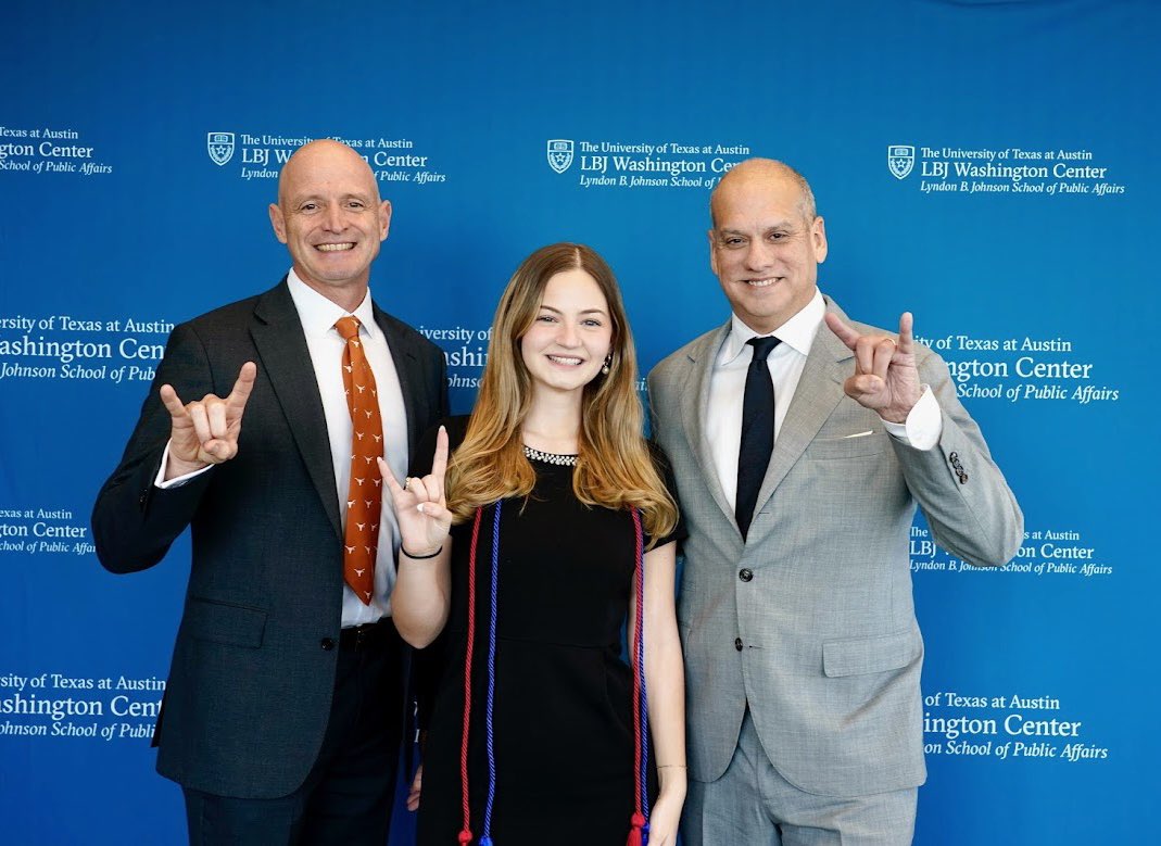 JRDeshazo's tweet photo. Congratulations to our 2024 LBJ School graduates from the DC concentration!🤘 It was a privilege to join you in DC today to celebrate all of your accomplishments. Your commitment to public service will continue to make a difference in our nation’s capital and beyond. https://t.co/yG5aPHF9U0