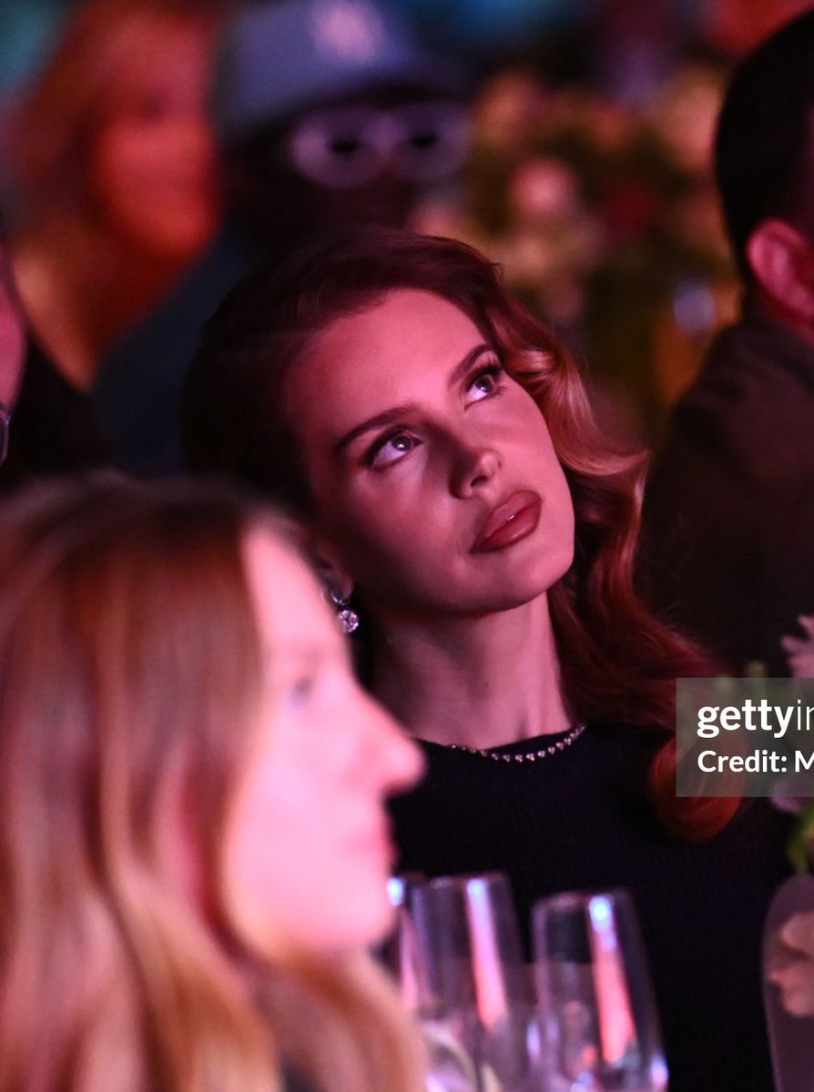 this is INSANE her face omfg