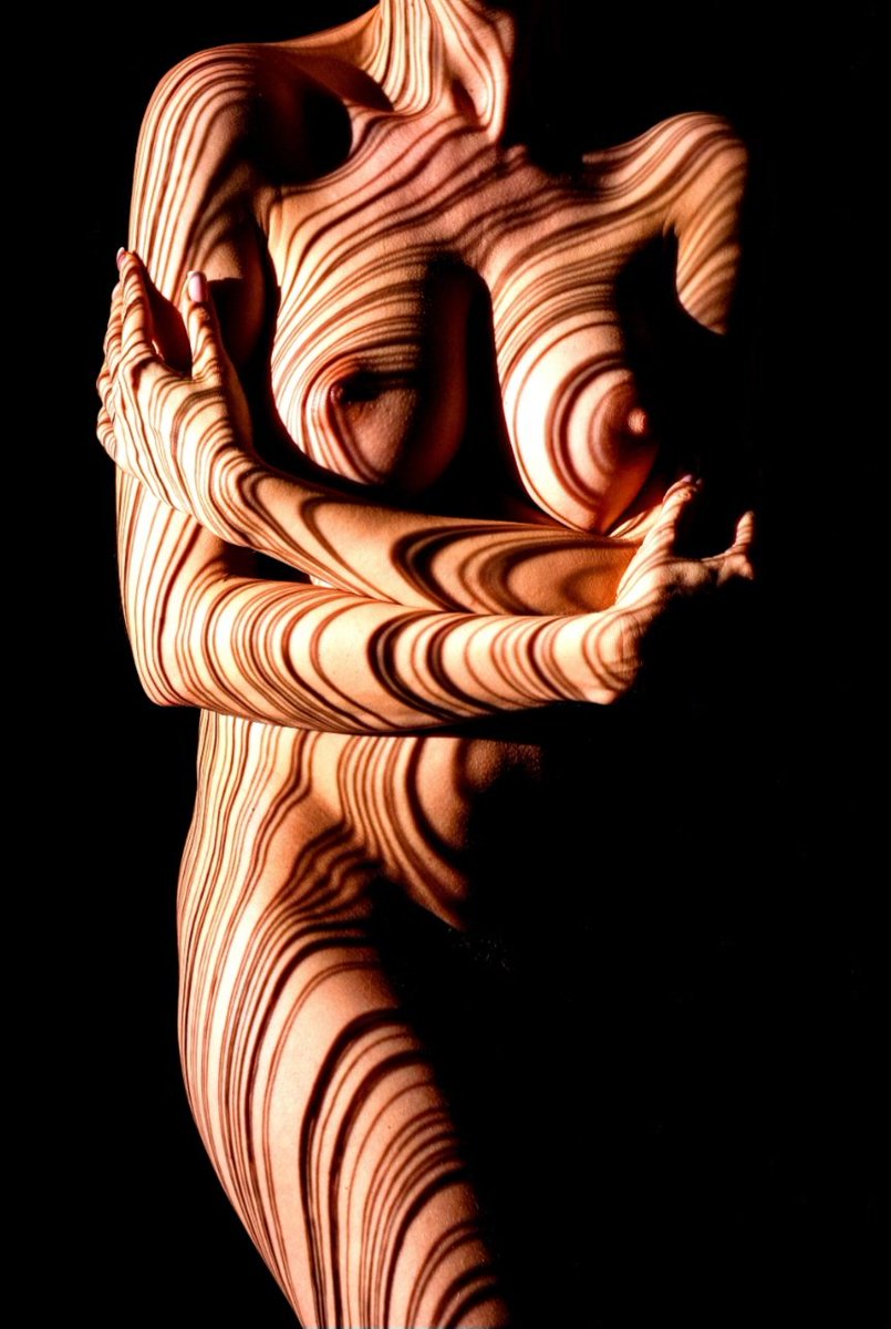 Good Night, fam - Art keeps the world spinning and healing people! 

Grateful for my gift!