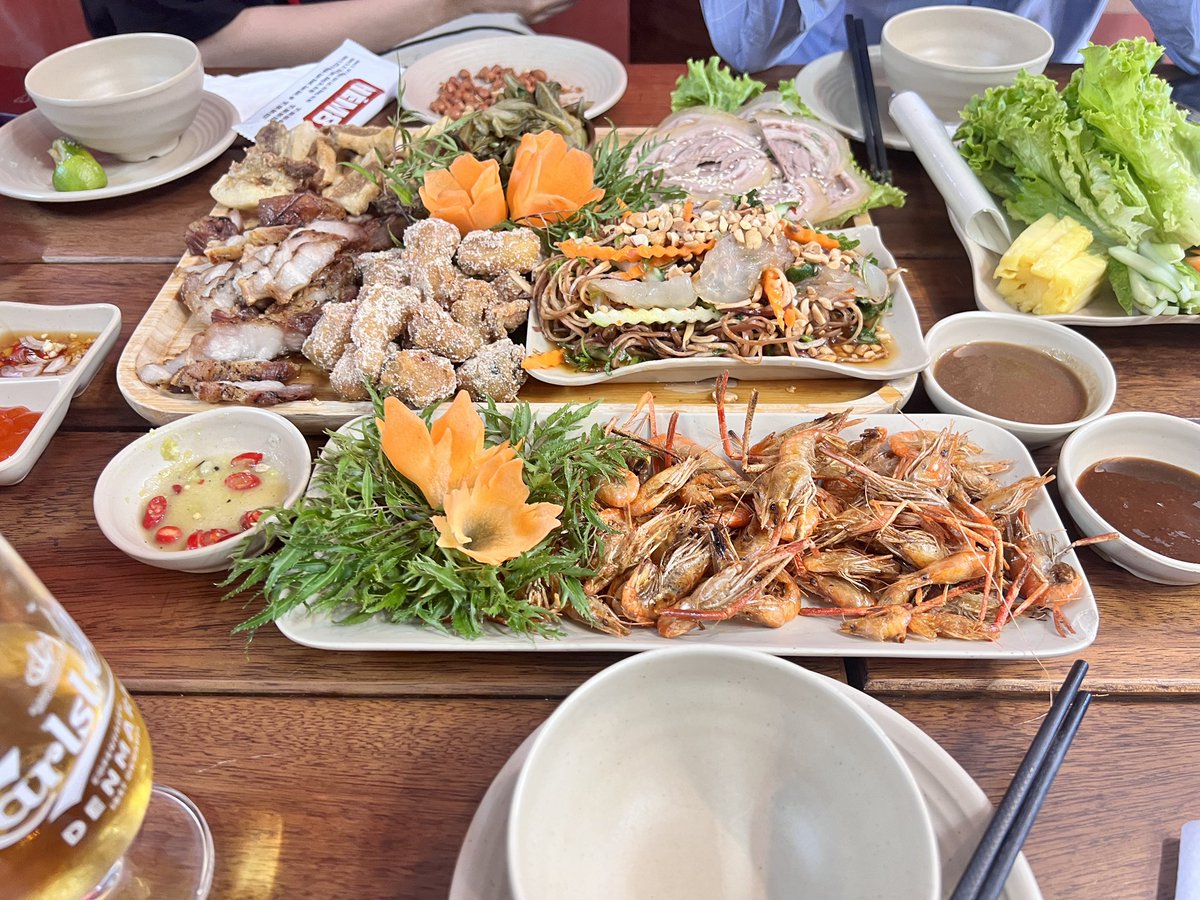 Ae nào tokyo không nhỉ 
Lạnh thế này có làm nồi lẩu không