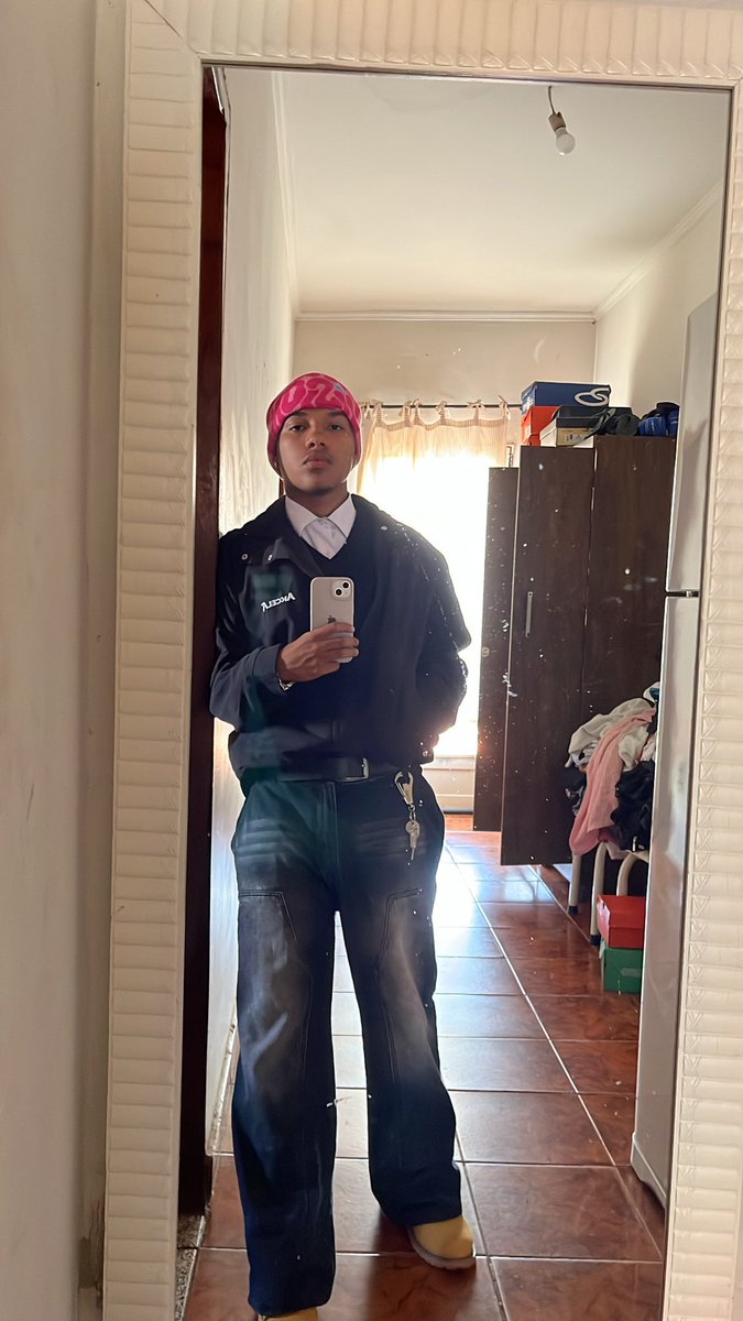 postando aq pq esse fit ficou fd dms 🤹🏽