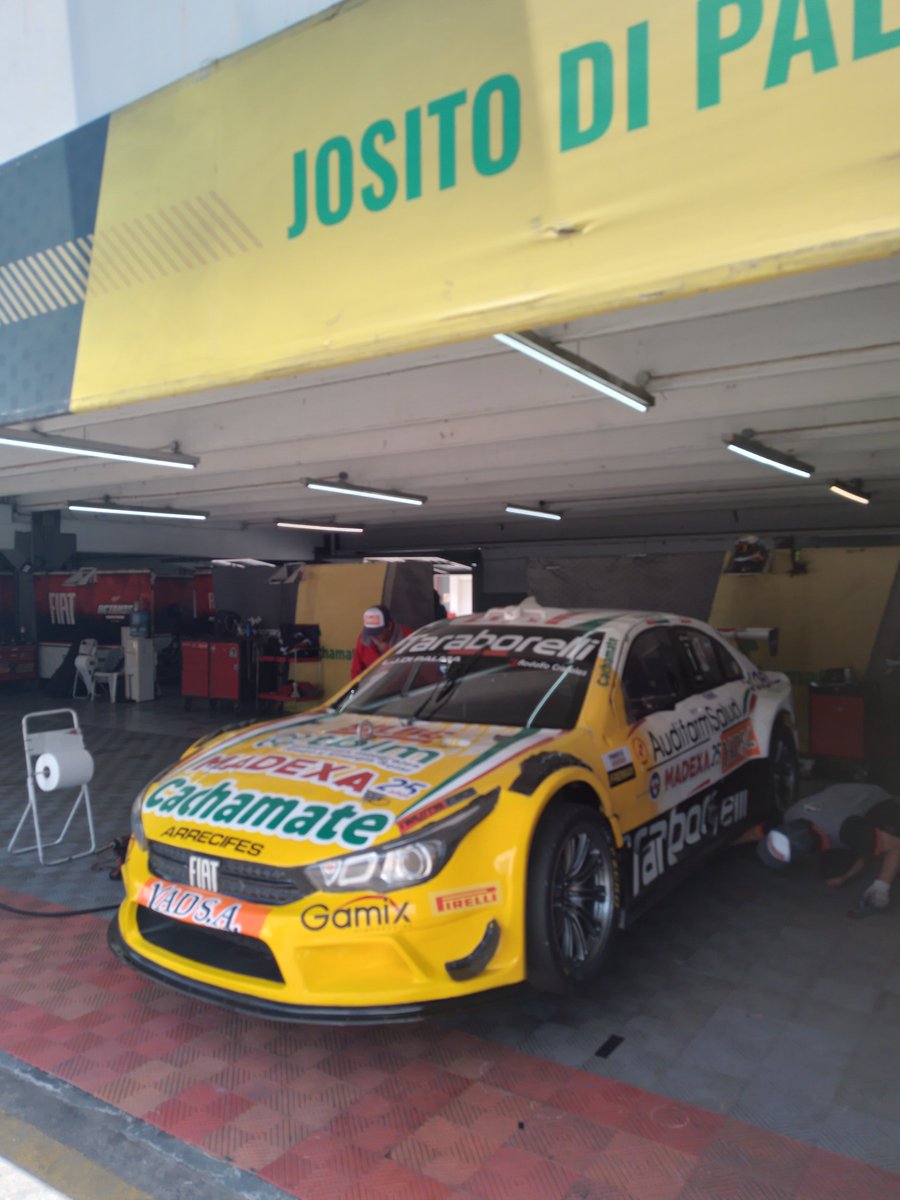 Autos del Podio tweet media