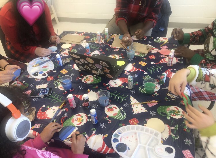 More festive fun painting Christmas tree ornaments in Intermediate art club this week 🎄✨ <a href="/StCeciliaHCDSB/">StCeciliaHCDSB</a>