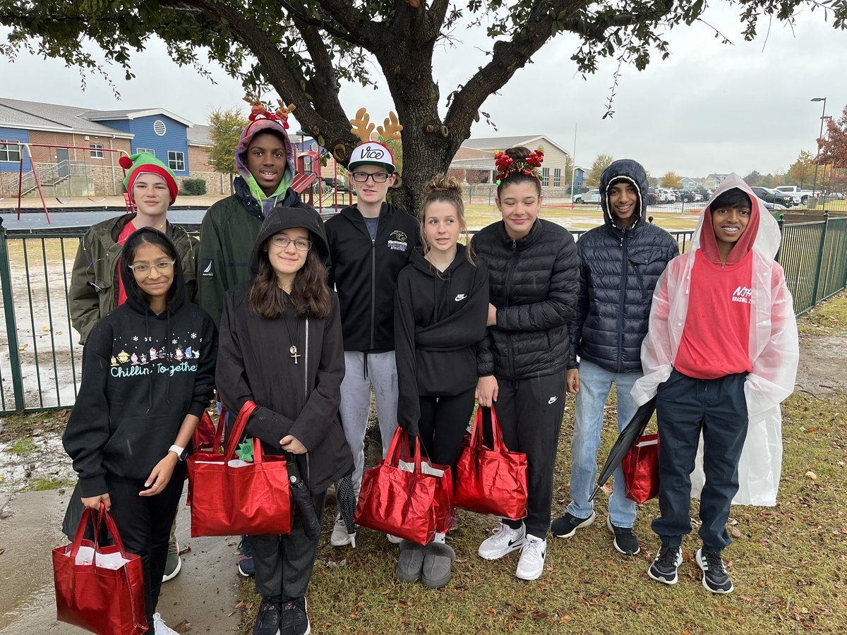 Goal achieved!
NJHS chapters from two zone schools coming together! The weather was yuck, but we did it!