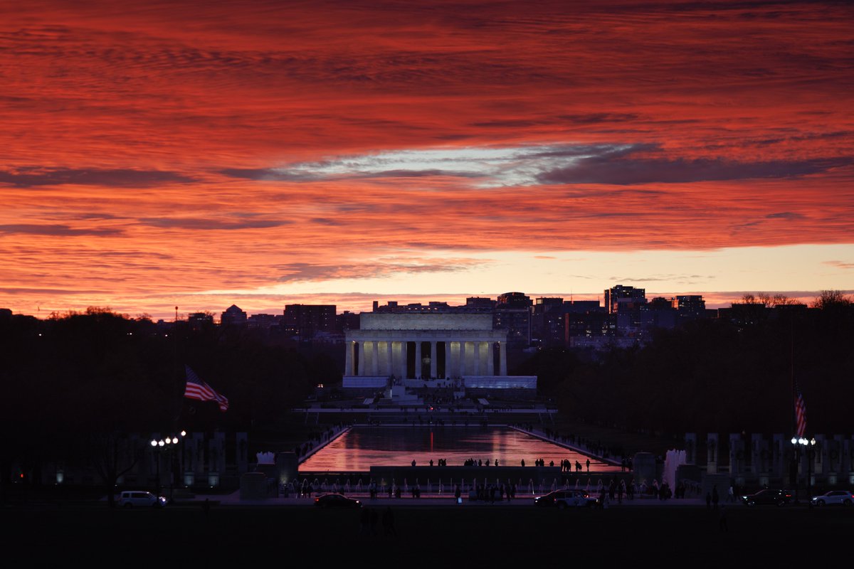 Tonight's sunset on the National Mall.

 (Tom Brenner/ For the Washington Post)