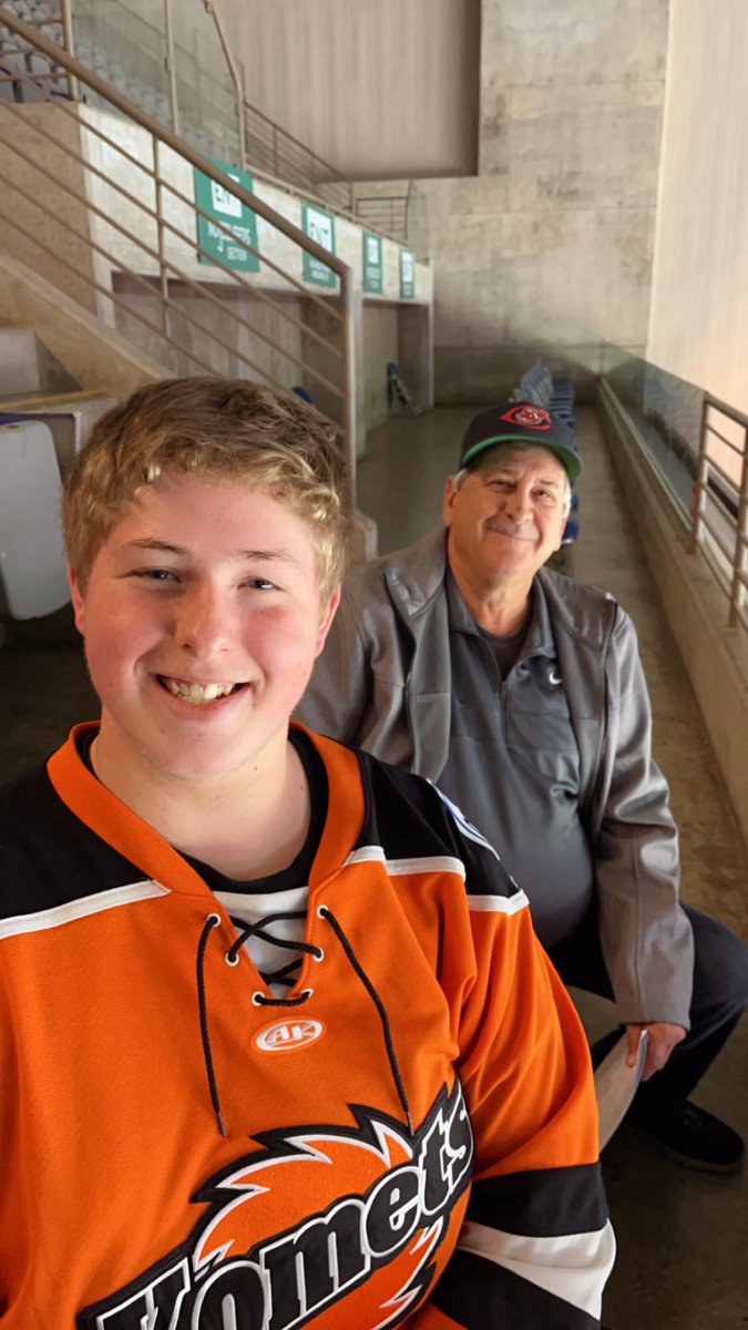 Janafer7's tweet photo. @FWKomets  Happy 14th Birthday Mason!! 🥳 #LetsGoKomets https://t.co/AqhA9lolkR