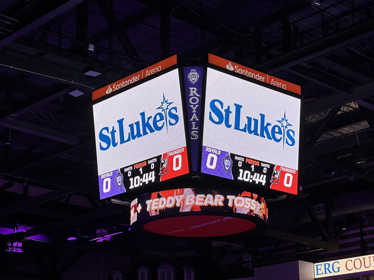 Sally_Zombie's tweet photo. I'm at the Santandar Arena for the Annual Charity Bearr Toss.#MutantFam #ReadingRoyals https://t.co/K7xKBjhNqR