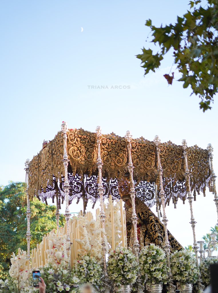 ¿De dónde vienes? De TRIANA

<a href="/SevillaEnHora/">Sevilla En Hora</a> 
#IICongresoHdadesSevilla #MagnaSevilla