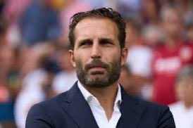 Gracias por todo , y cierra al salir 😥👍🏻
#pipoveteya