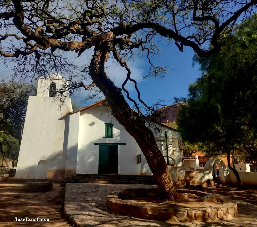 Purmamarca, Jujuy en Argentina 🇦🇷🙌✨ siempre es una buena idea.

Fotos de José Luis Calvo