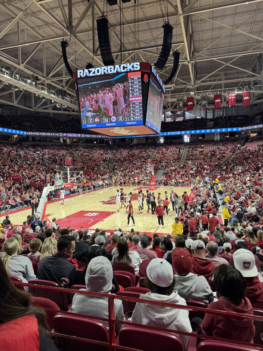 WooPigHappiness's tweet photo. #FillUpTheBud https://t.co/EGrRwXPqdT