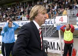 scheidsaalst's tweet photo. Maar 1 man kan Sparta nog redden dit seizoen! #spanac https://t.co/sFMqdVNFvH