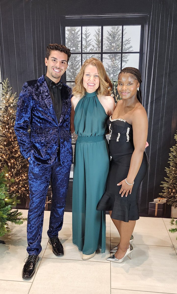 abrahamson_kttc's tweet photo. What a festive weekend it has been! The @KTTCTV Toy Drive and Holiday of Hope Gala were amazing! https://t.co/GSXTV35Skc